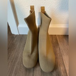 Everlane Glove Boot